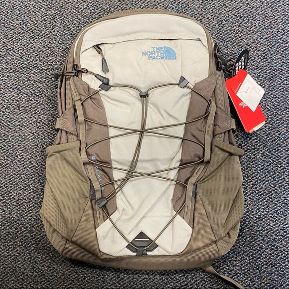 Weimaraner Brown The North Face Borealis Backpack